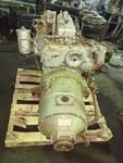 фото Судовой двигатель ЯАЗ-204 и реверс-редуктор СРРП-50 для катера БМК-130 с хранения